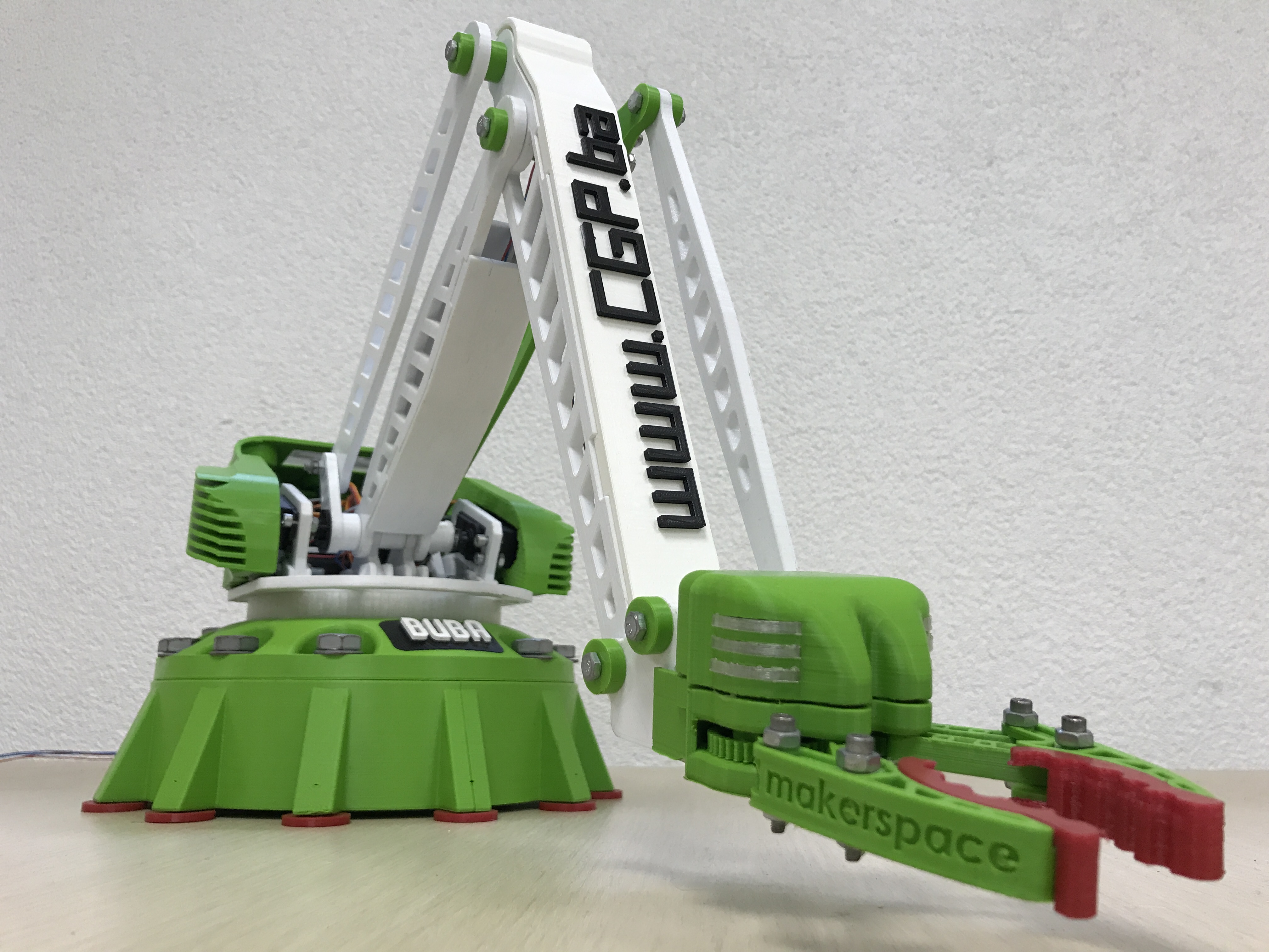 buba_robotic-arm_cgpdesign SW